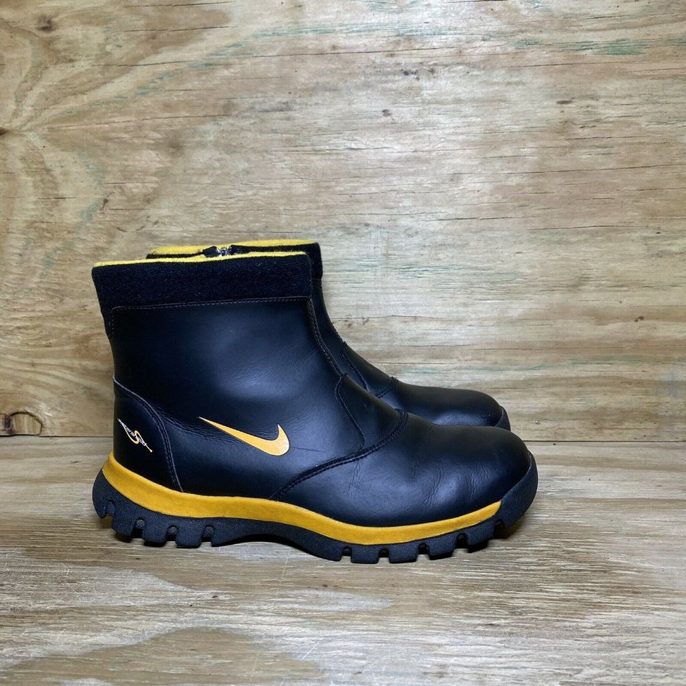 Nike WaterShield Waterproof Boots Womens Size 7.5 Black Yellow 314699-071